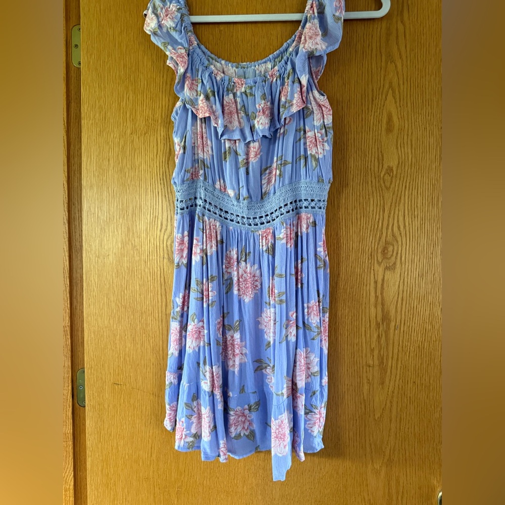 Floral Ruffle Dress - Picture 2 of 3